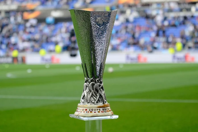 Liga Europy - zdjęcie ogólne - puchar